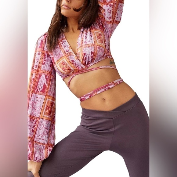 Urban Outfitters Florentina Print Wrap Top - Picture 1 of 15